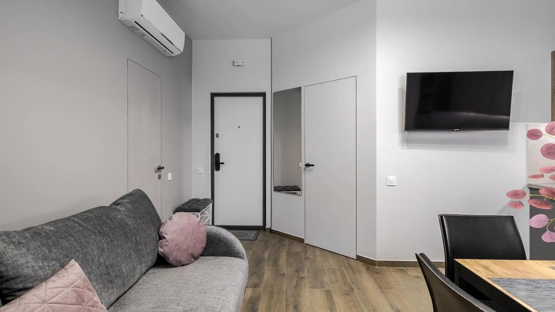 Demar Apart Lilac Lviv Apartment